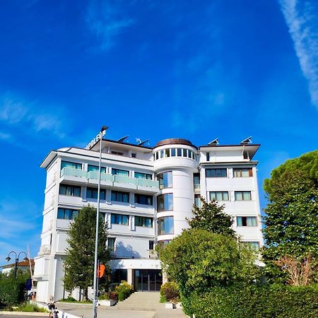 Hotel Napoleon Lucques Extérieur photo